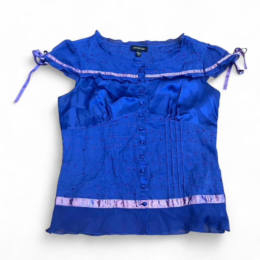 Bebe vintage silk button up cap sleeve Blouse